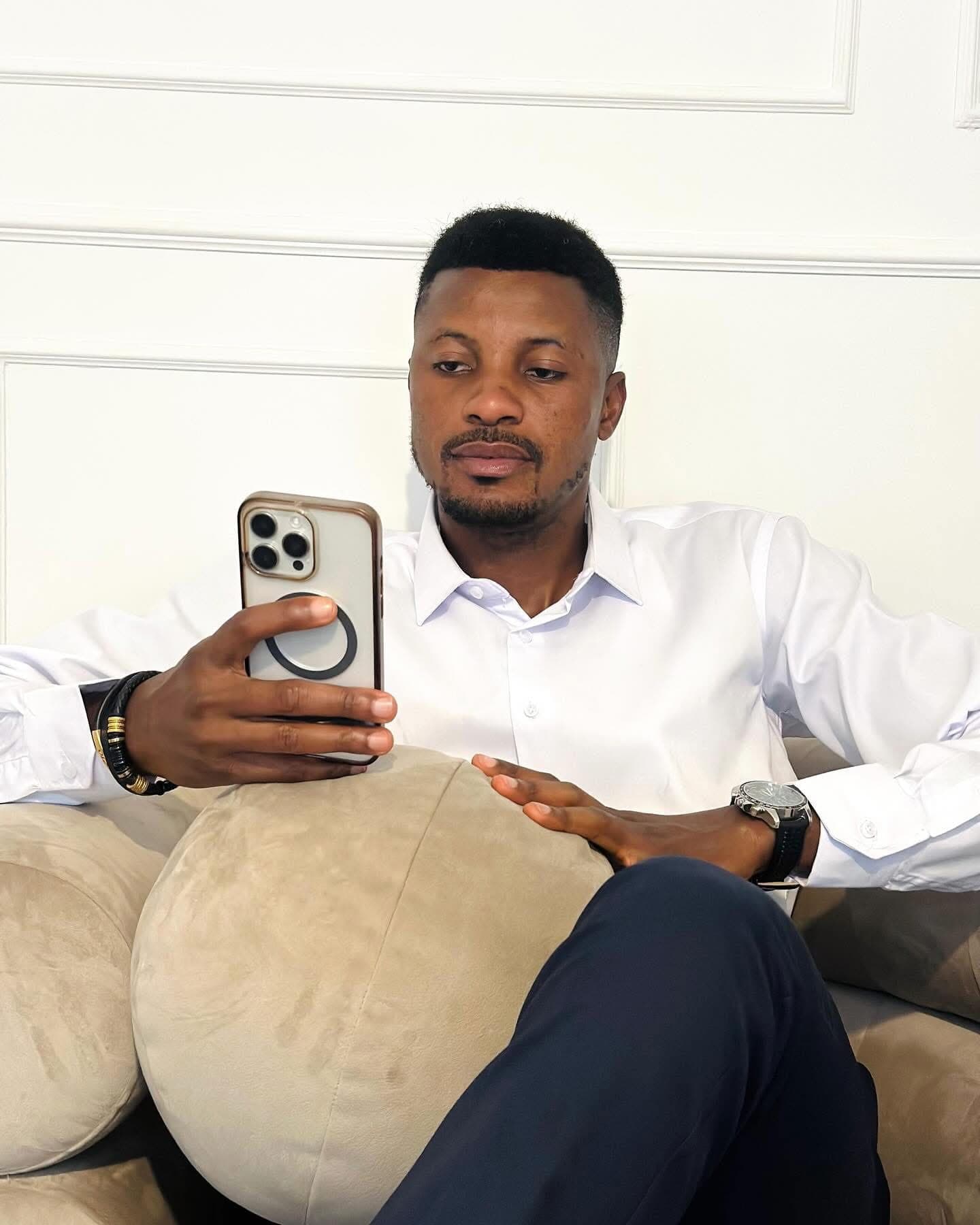 Philip Akinjobi archive photo, frame 18