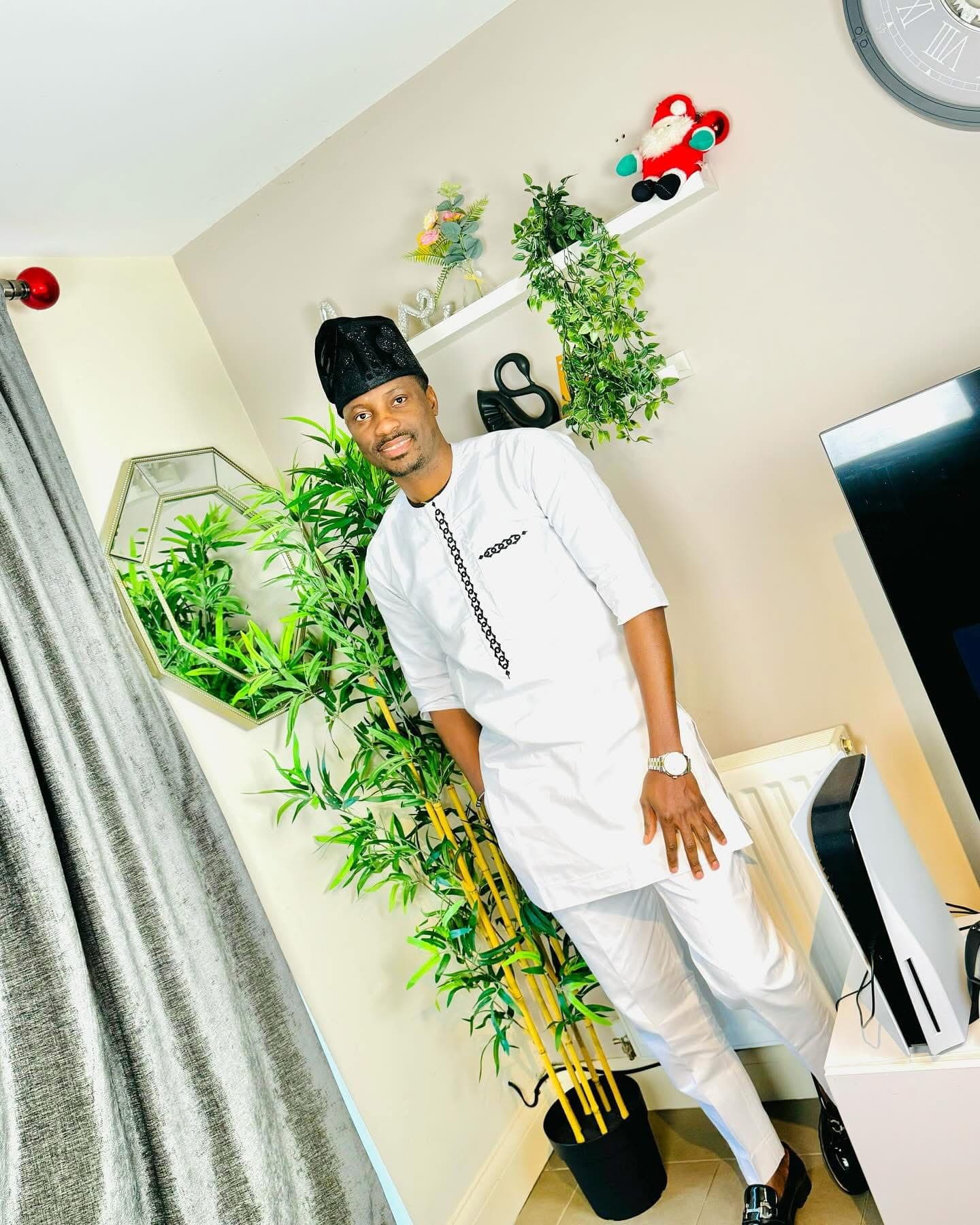 Philip Akinjobi archive photo, frame 23
